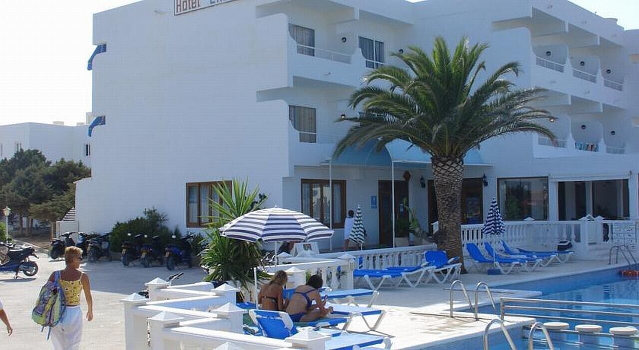 Hotel Lago Playa I Es Pujols Exteriör bild